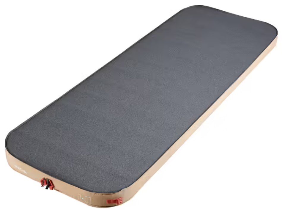 Self-inflatable mat