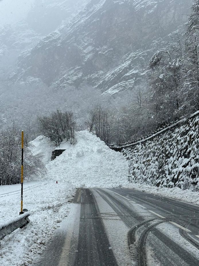 Snow falling in Gressonay