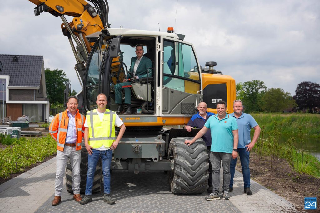 The construction of the Hoebenakker public space has been completed