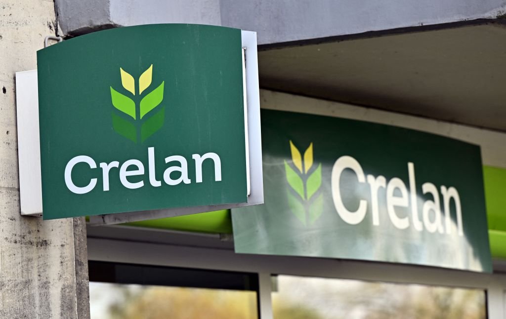 Over 800,000 AXA customers switch to Crelan after merger: some face problems registering with their new bank