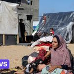 The Israeli army announces a daily “tactical pause” along the designated road in southern Gaza, and fighting continues elsewhere.