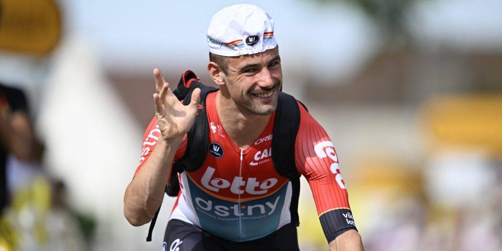 Victor Campenaerts gave a swearing colleague a taste of his own medicine: “Get a grip on the wheel, you idiot!”