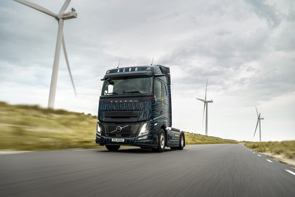 Volvo FH Aero gets a new demo • TTM.nl