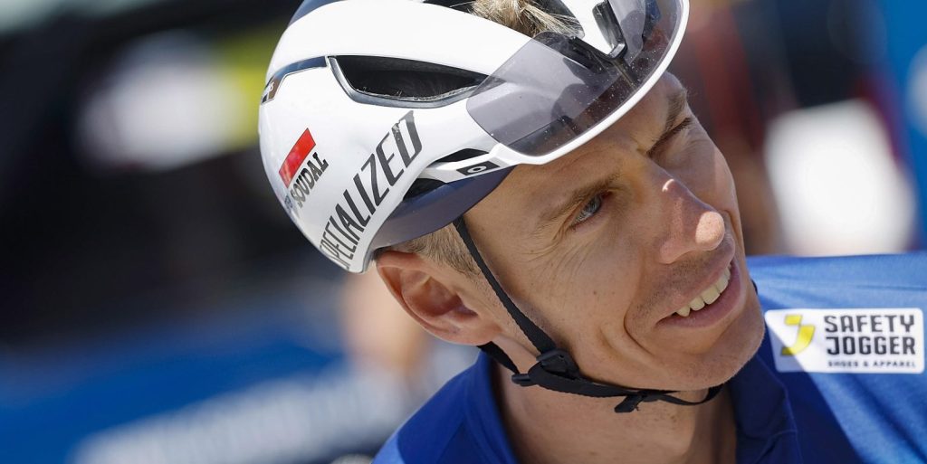 Remco Evenepoel loses key climbing assistant